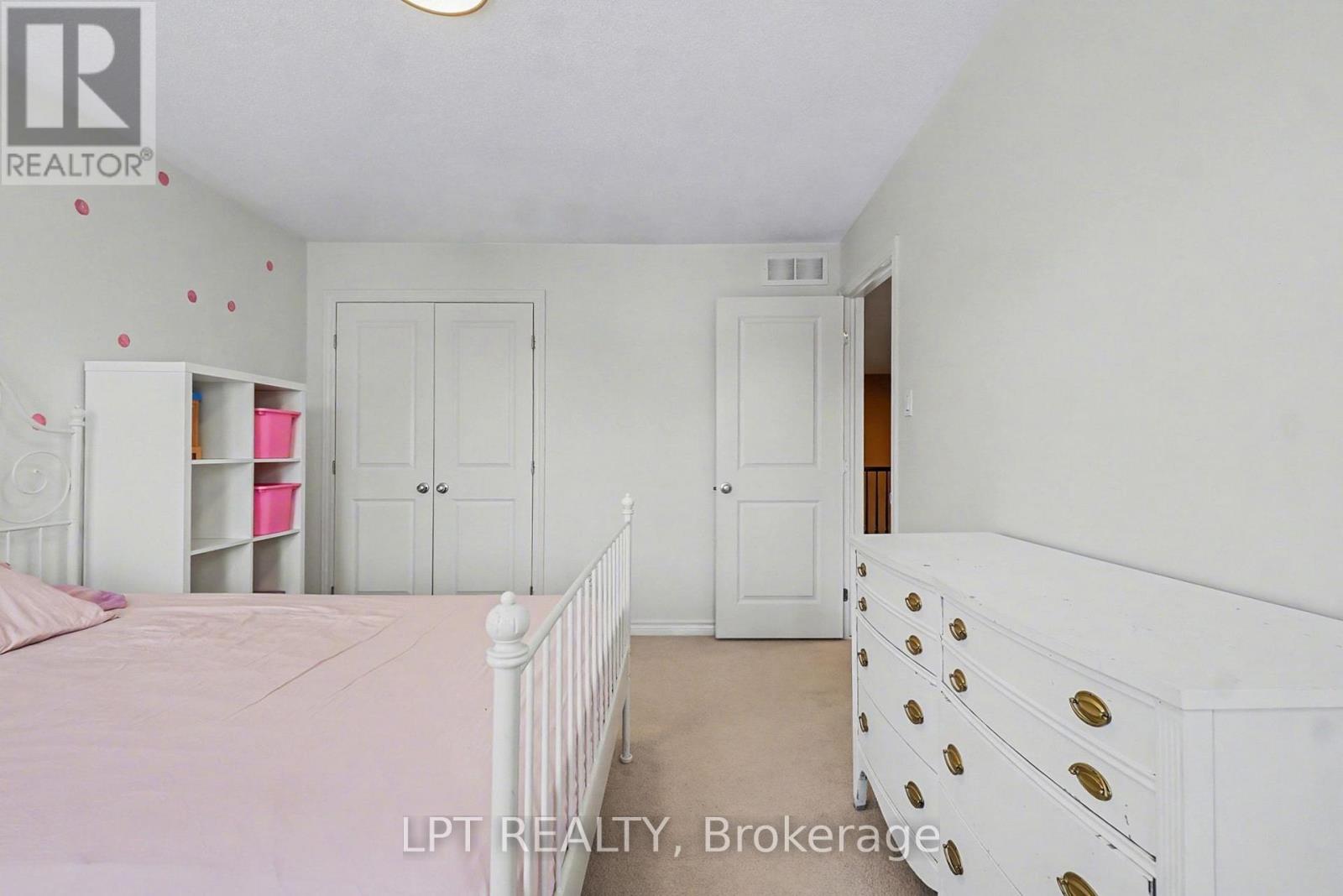 269 Gracewood Crescent, Ottawa, Ontario  K1T 0J1 - Photo 25 - X13042596