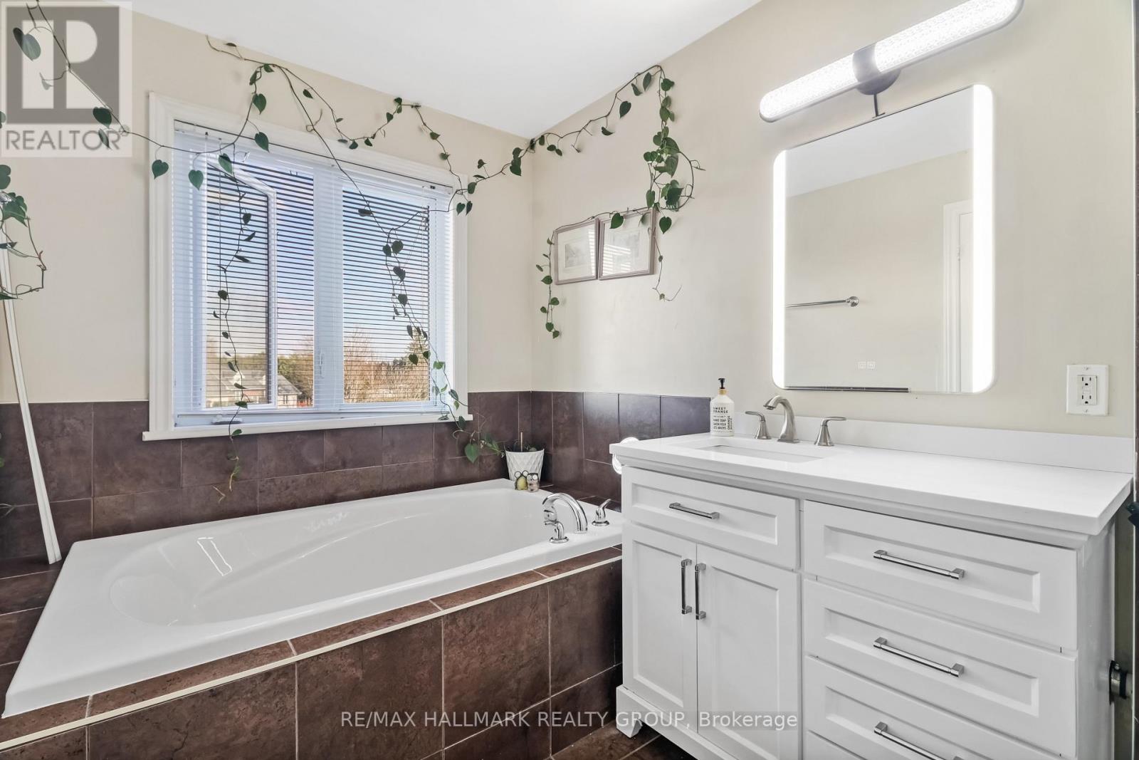 1998 Pennyroyal Crescent, Ottawa, Ontario  K4A 0S7 - Photo 22 - X13042736