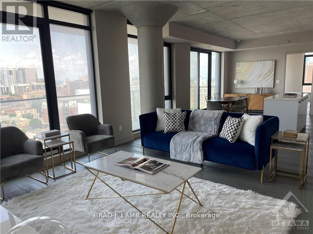 214 - 203 Catherine Street, Ottawa, Ontario  K2P 1C3 - Photo 2 - X13042798