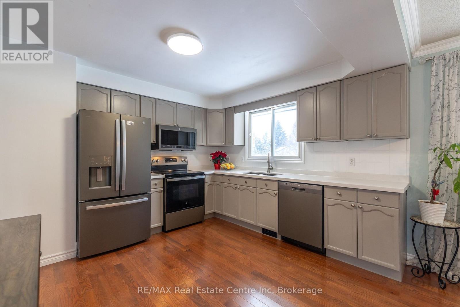 7730 Sixth Line, Centre Wellington, Ontario  N0B 1S0 - Photo 15 - X12951650