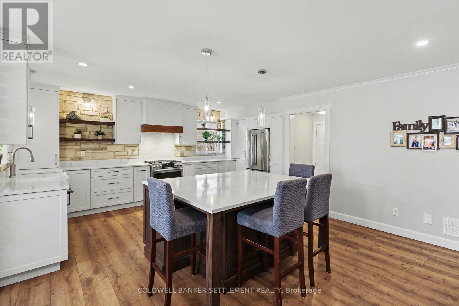 135 Barr Place, Drummond/north Elmsley, Ontario  K7H 3C7 - Photo 5 - X13042610