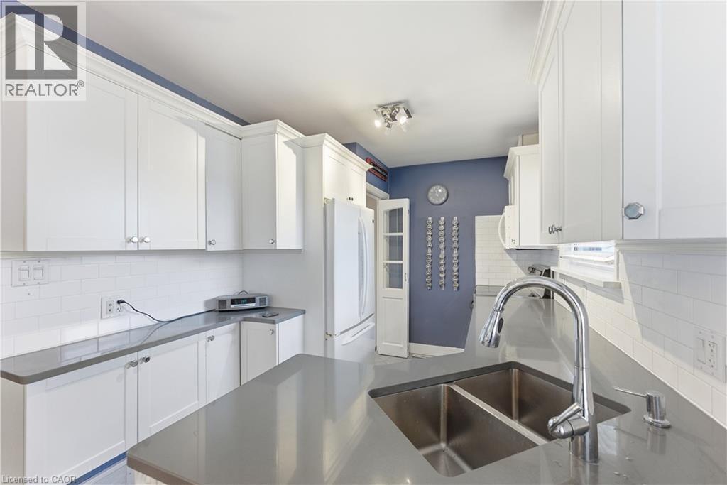 6596 Huggins Street, Niagara Falls, Ontario  L2J 1H4 - Photo 10 - 40824085