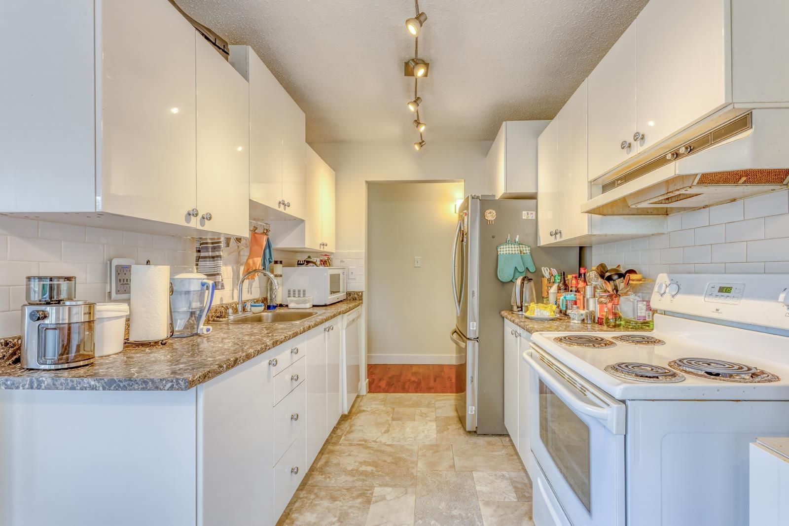 205 7426 138th, Surrey, British Columbia  V3W 6G4 - Photo 8 - R3115594