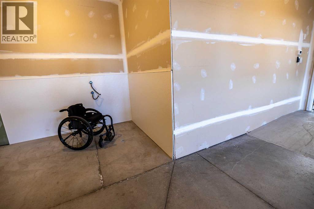 108 Gateway Mews S, Lethbridge, Alberta  T1K 5S2 - Photo 37 - A2291457