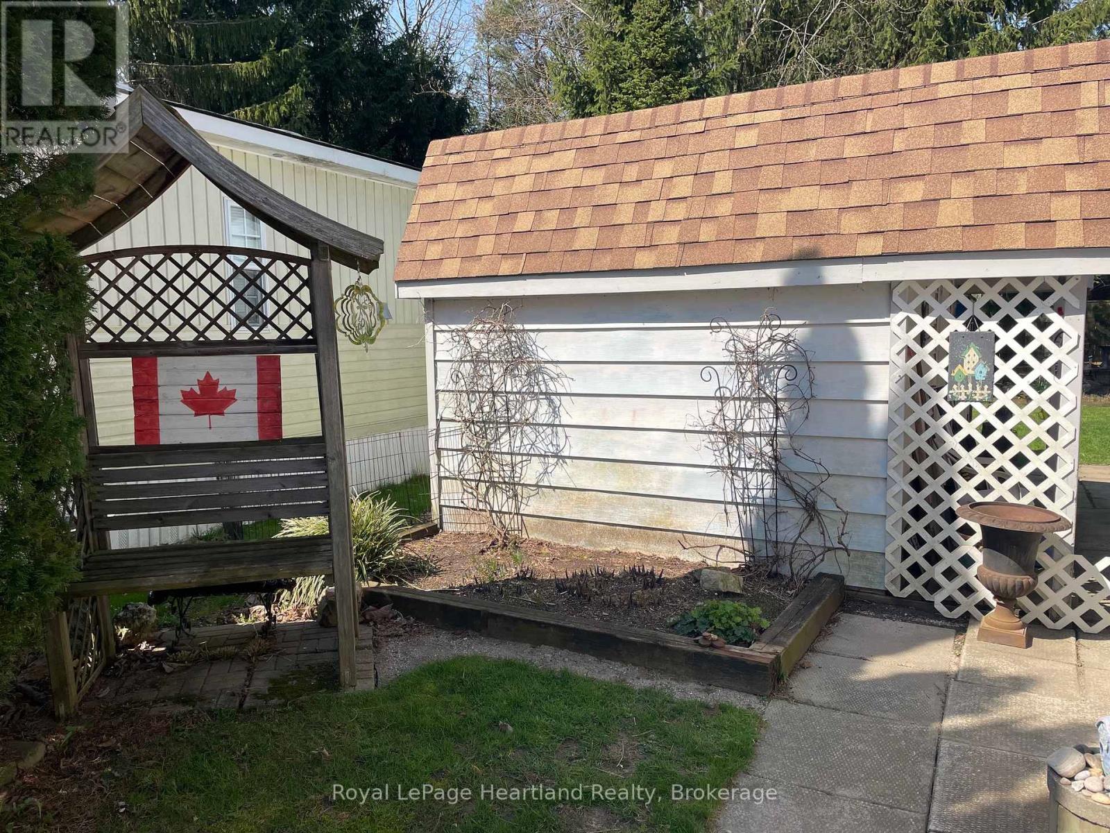 11 - 77719 Bluewater Highway, Bluewater, Ontario  N0M 1G0 - Photo 18 - X13042706