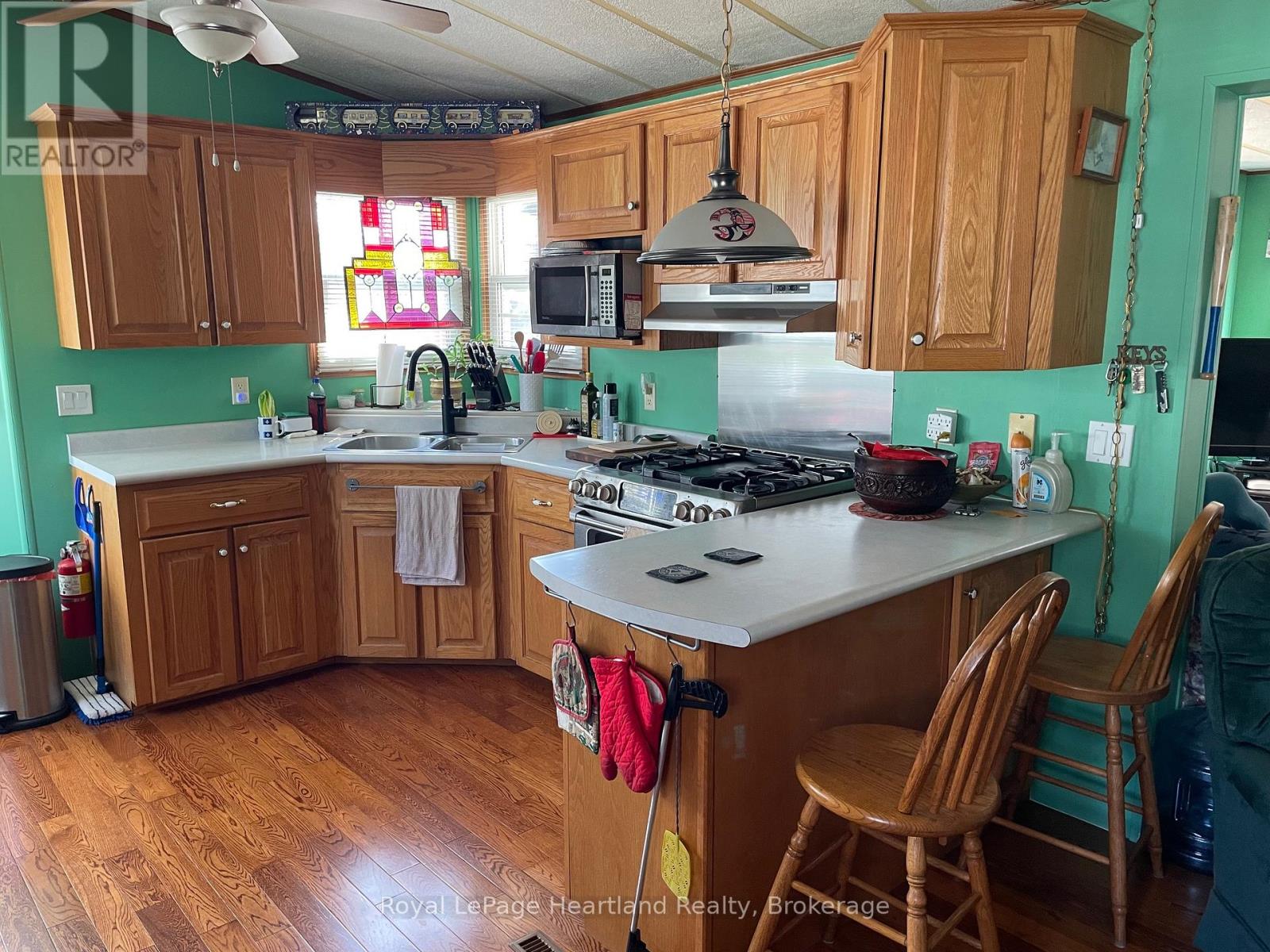 11 - 77719 Bluewater Highway, Bluewater, Ontario  N0M 1G0 - Photo 4 - X13042706