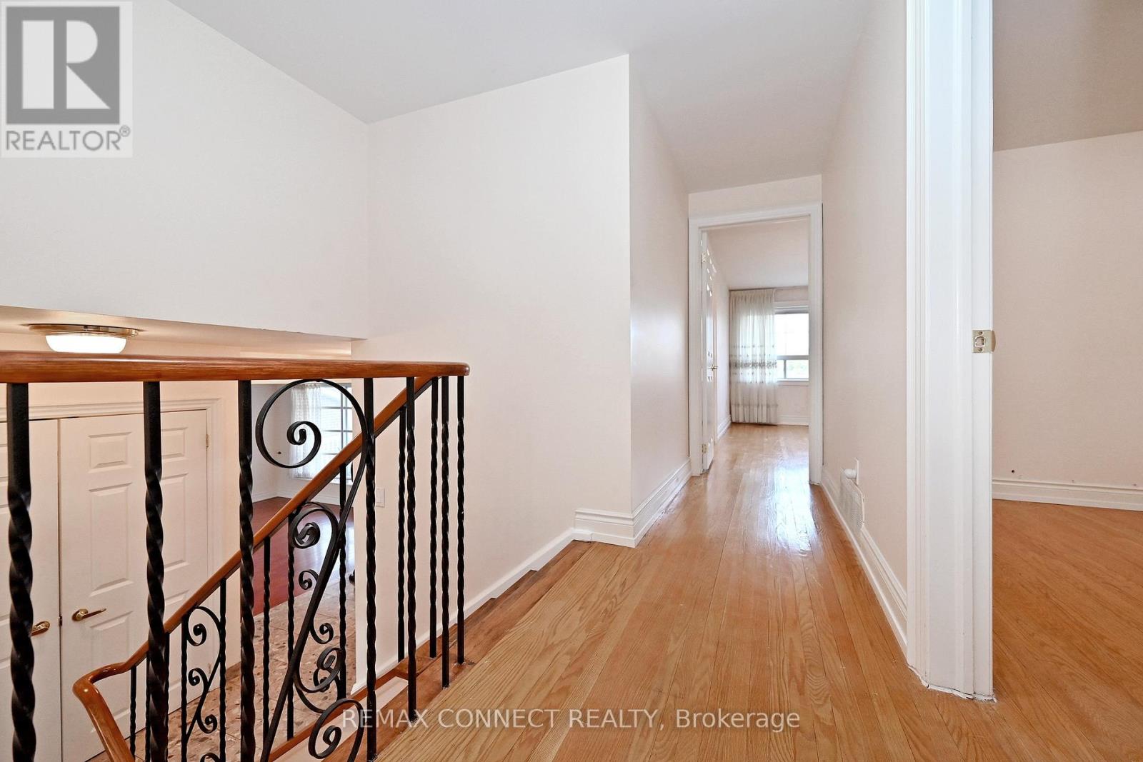 60 Brian Drive, Toronto, Ontario  M2J 3Y3 - Photo 12 - C13042718