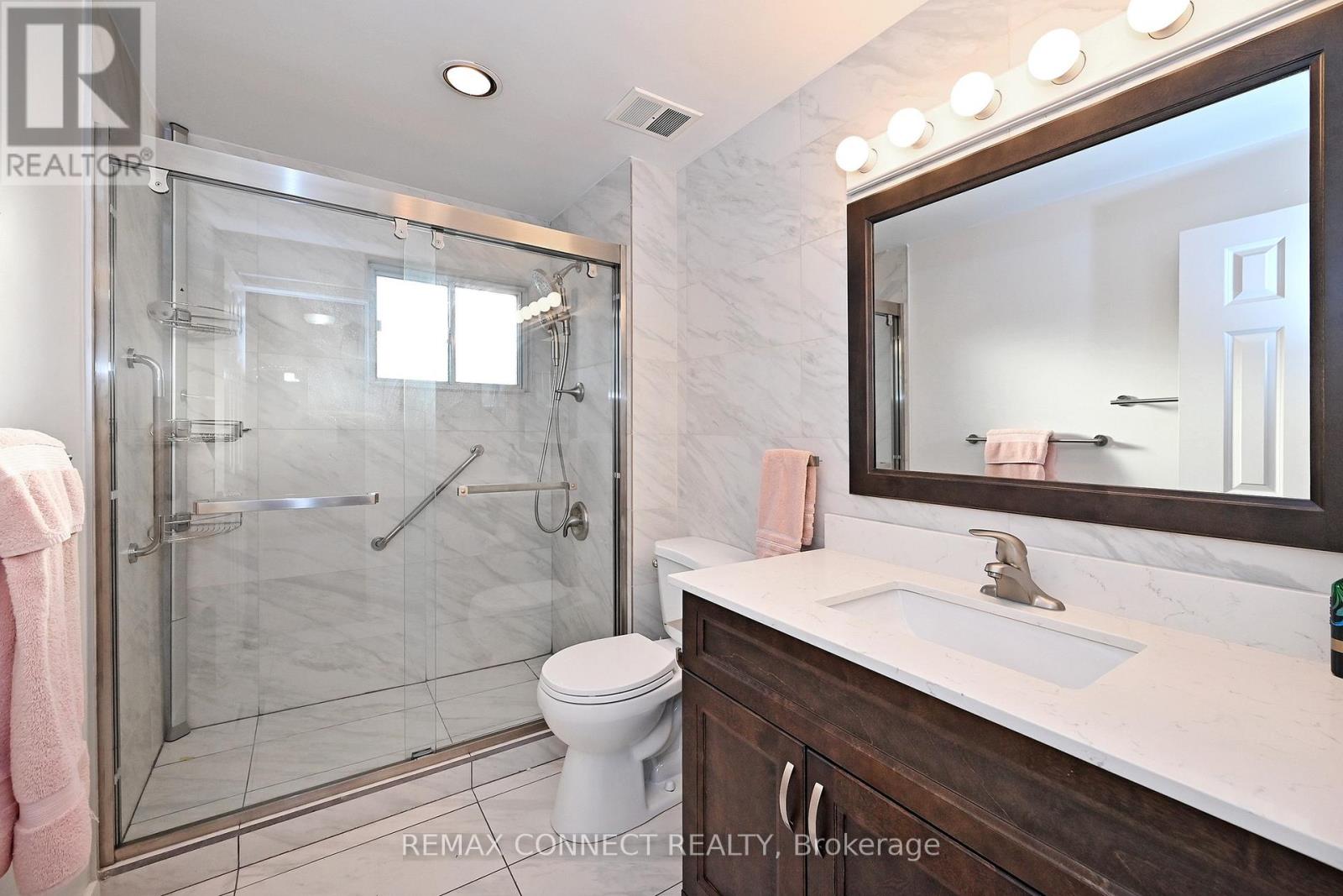 60 Brian Drive, Toronto, Ontario  M2J 3Y3 - Photo 18 - C13042718