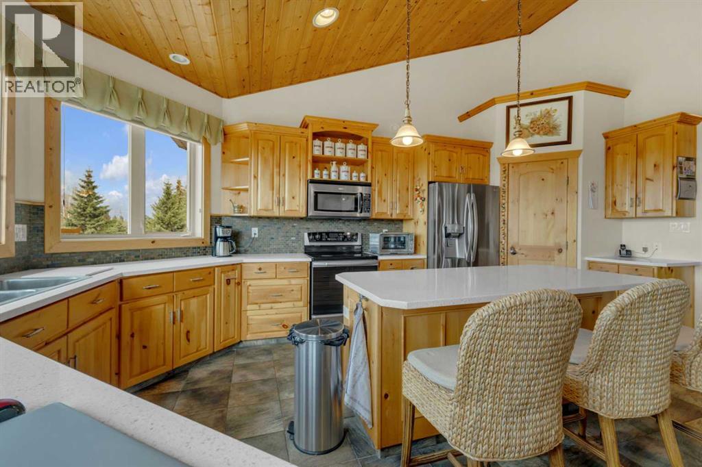 332, 27111 Highway 597, Rural Lacombe County, Alberta  T0M 0J0 - Photo 8 - A2302645