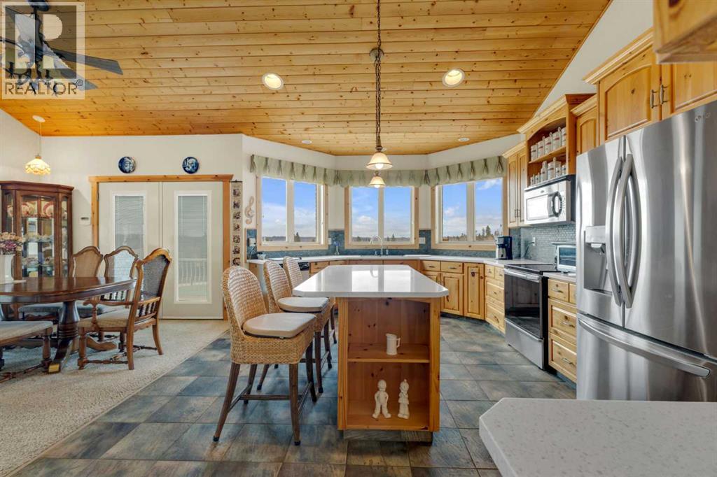 332, 27111 Highway 597, Rural Lacombe County, Alberta  T0M 0J0 - Photo 5 - A2302645