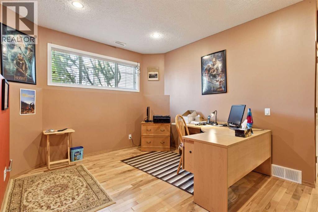 21 Citadel Crest Circle NW, Calgary, Alberta  T3G 4G2 - Photo 22 - A2303315