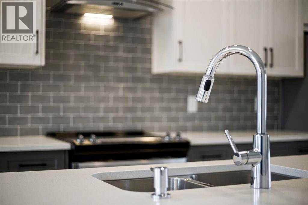 170 Dawson Harbour Rise, Chestermere, Alberta  T1X 1Z6 - Photo 13 - A2303526