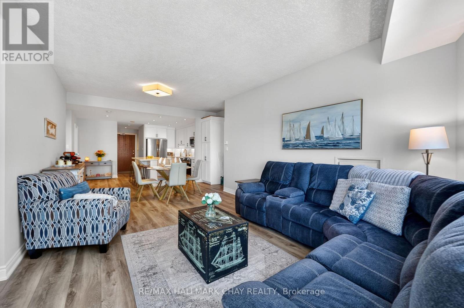 805 - 37 Ellen Street, Barrie (City Centre), Ontario  L4N 6G2 - Photo 12 - S13042744