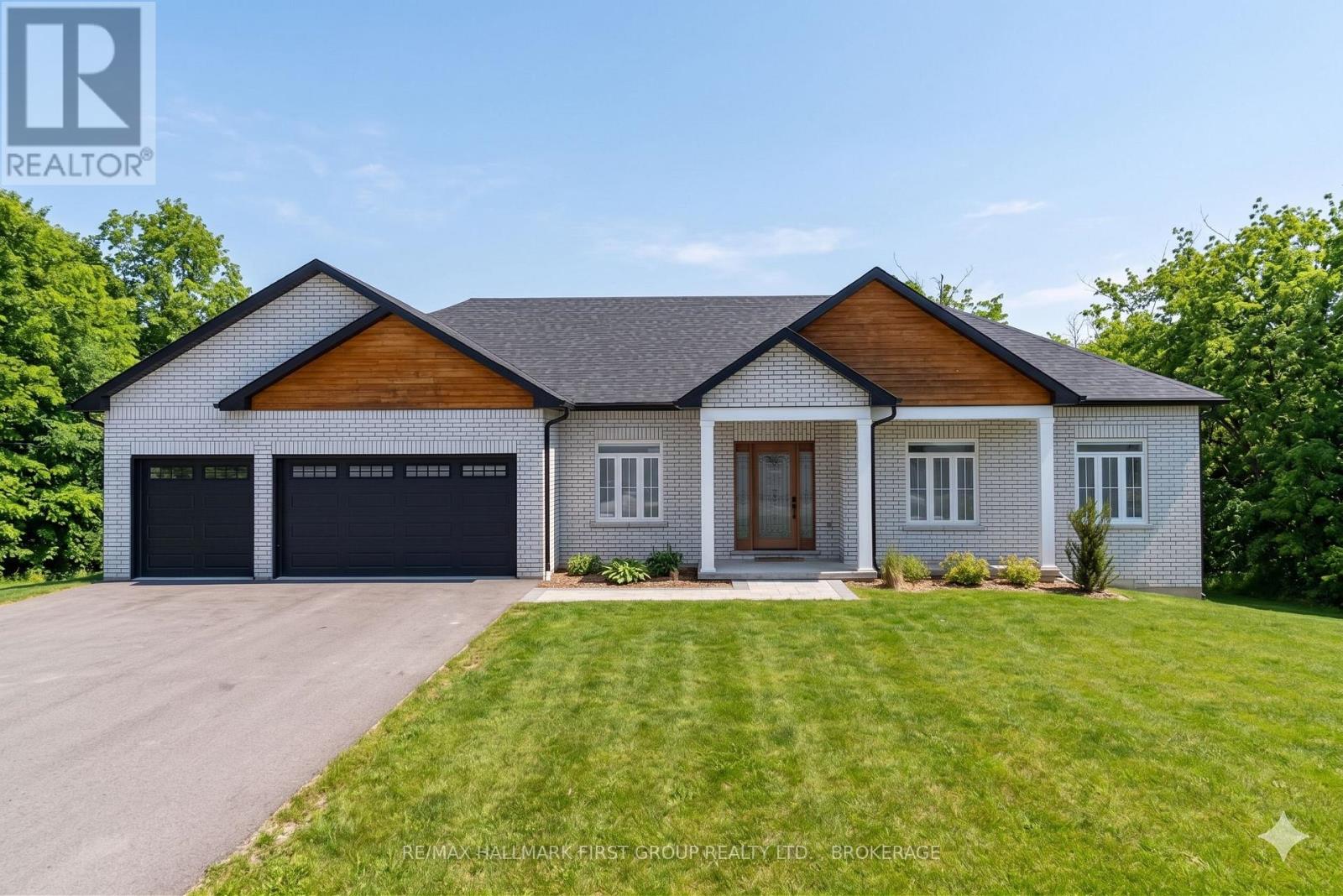 1111 Kona Crescent, Frontenac, Ontario  K0H 1X0 - Photo 2 - X12799254