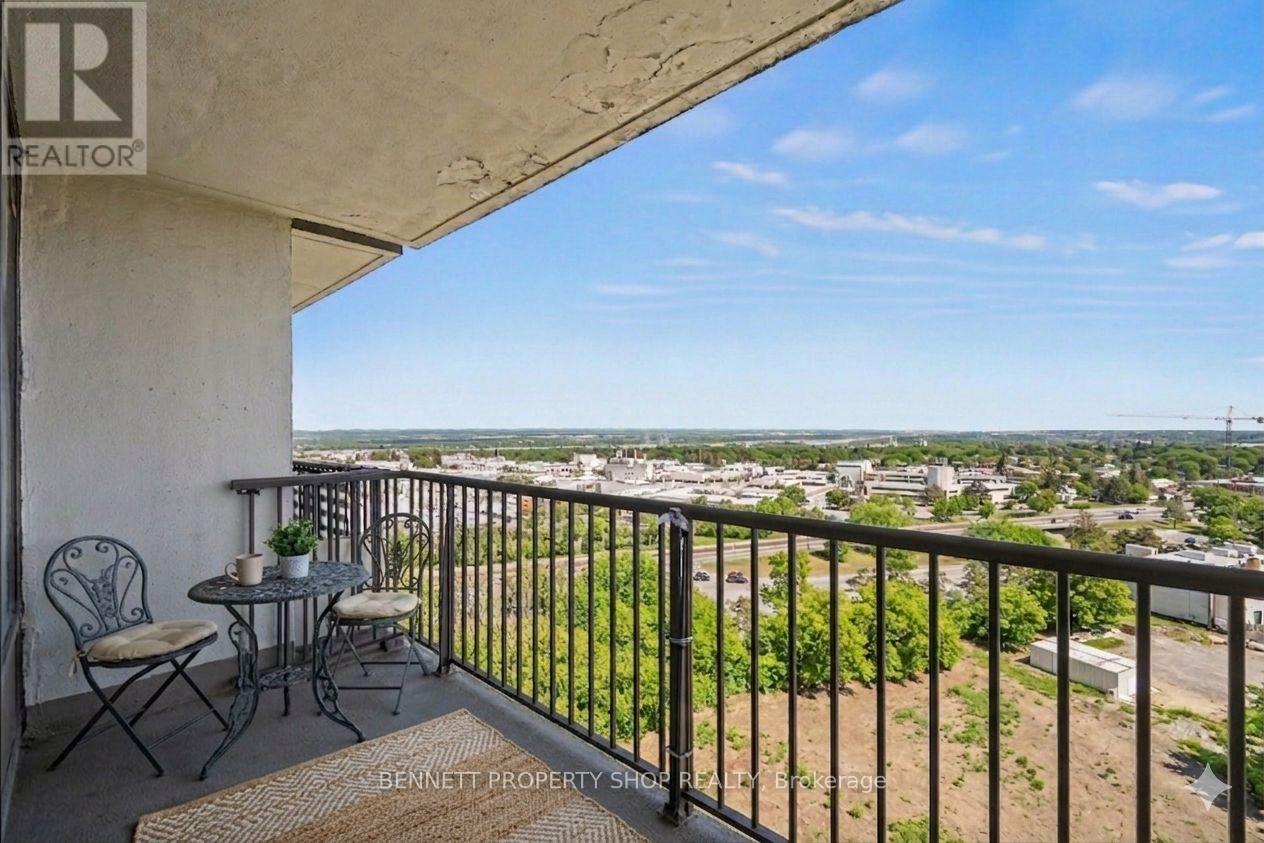 2011 - 665 Bathgate Drive, Ottawa, Ontario  K1K 3Y4 - Photo 10 - X12803660