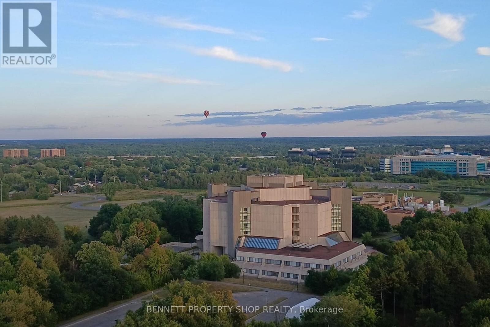 2011 - 665 Bathgate Drive, Ottawa, Ontario  K1K 3Y4 - Photo 17 - X12803660