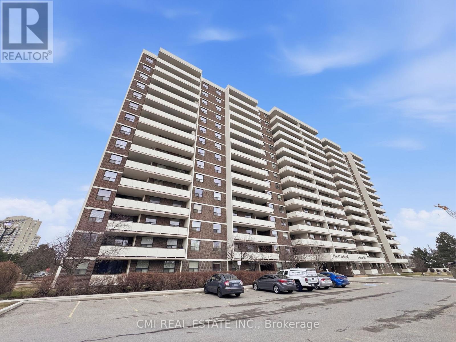 308 - 3 Lisa Street, Brampton, Ontario  L6T 4A2 - Photo 2 - W13042580