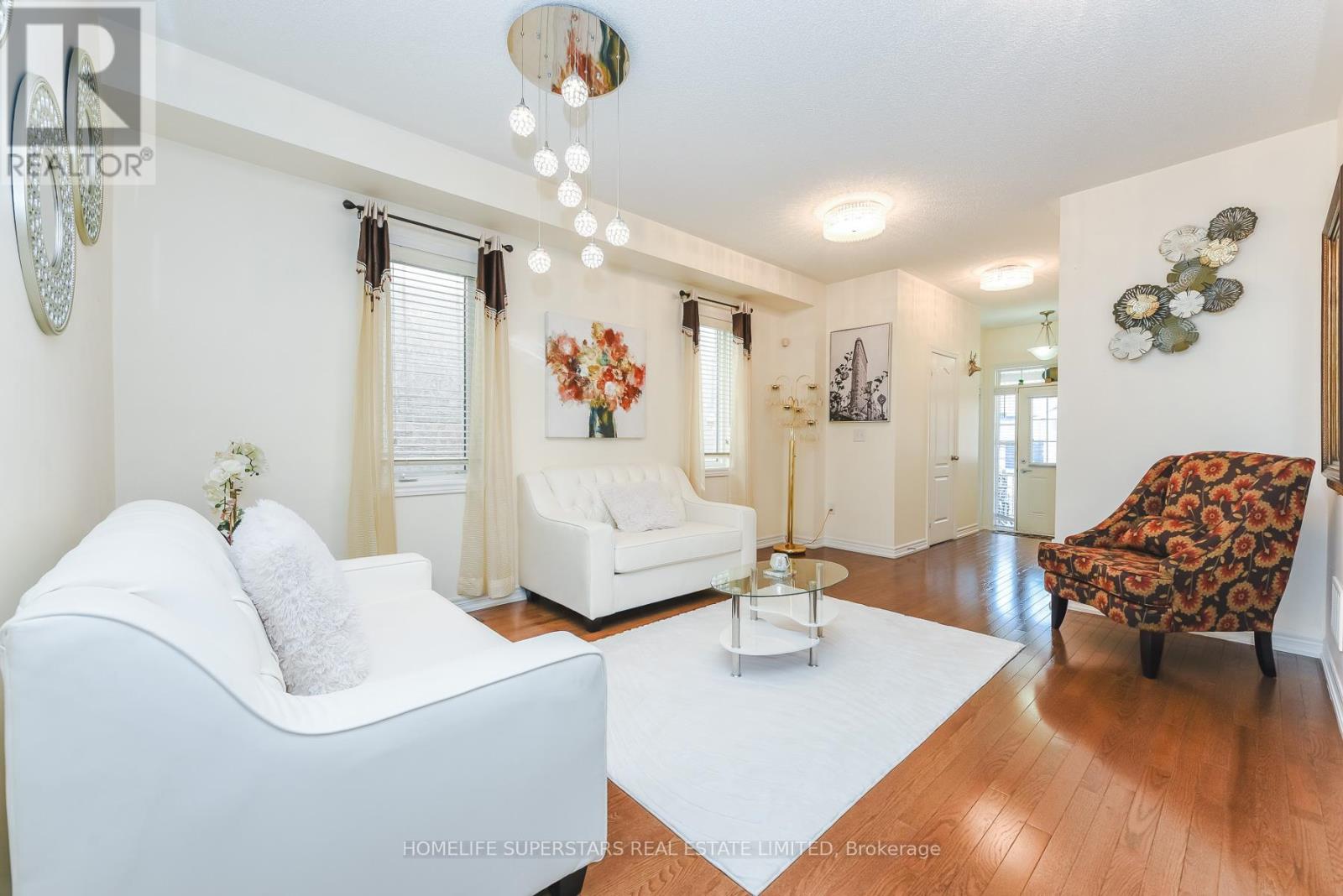 16 Altura Way, Brampton, Ontario  L6P 4A1 - Photo 4 - W13042606