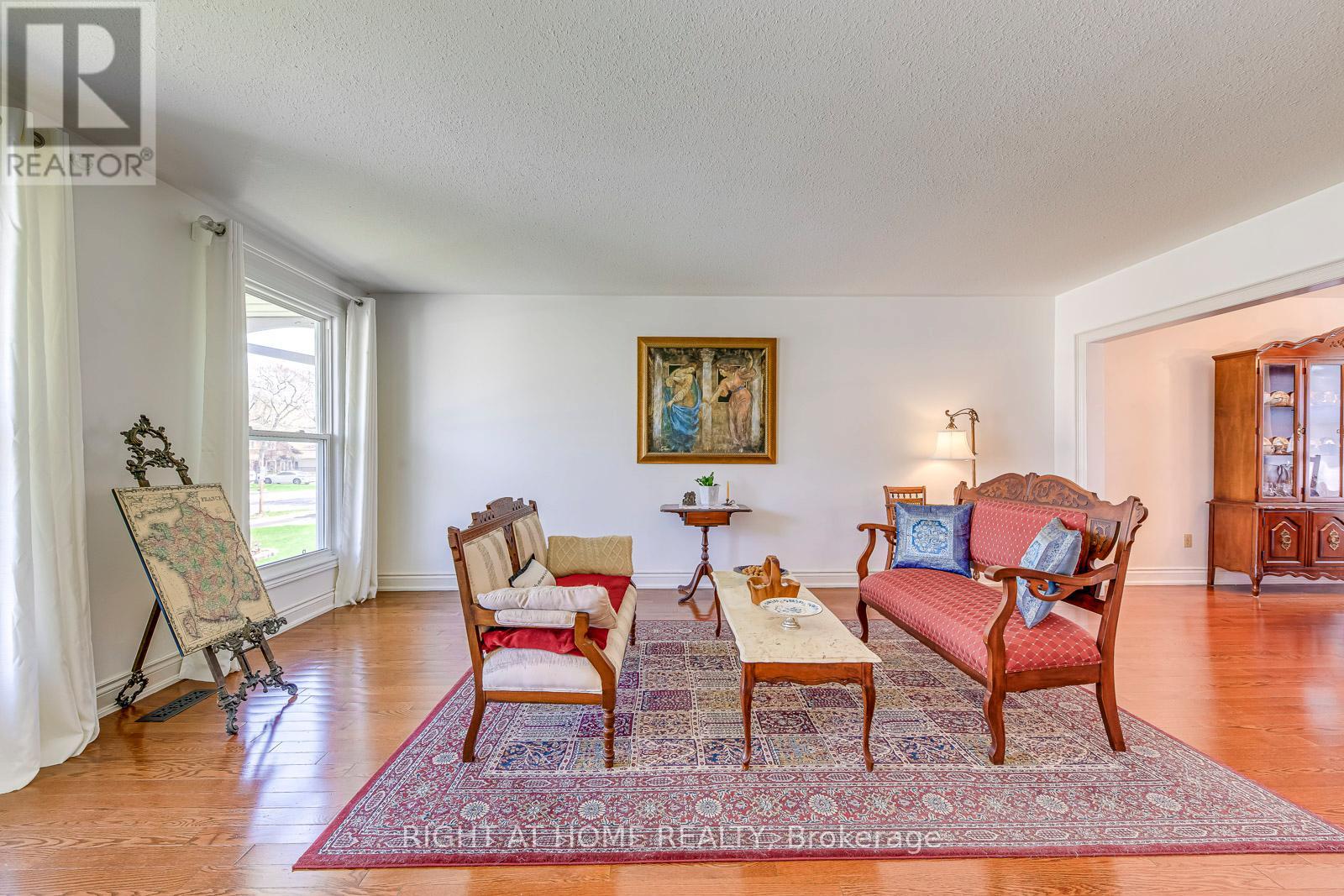 2518 Fifth Line W Line S, Mississauga, Ontario  L5K 1W2 - Photo 3 - W13042740