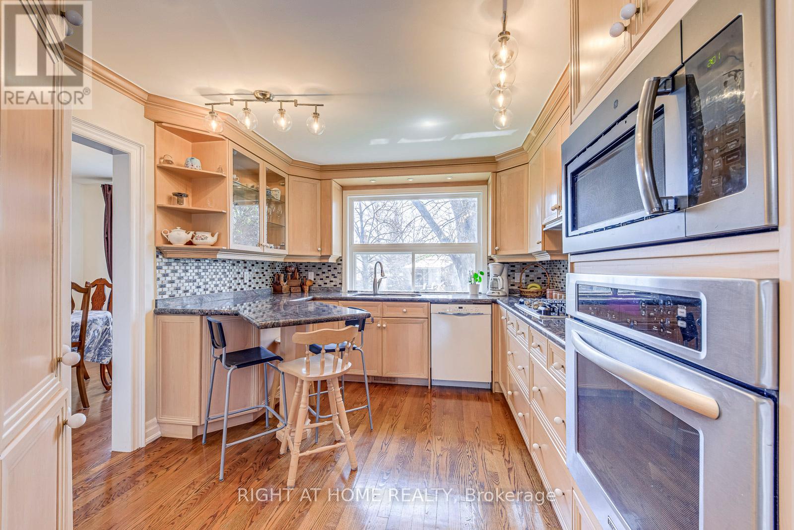 2518 Fifth Line W Line S, Mississauga, Ontario  L5K 1W2 - Photo 8 - W13042740