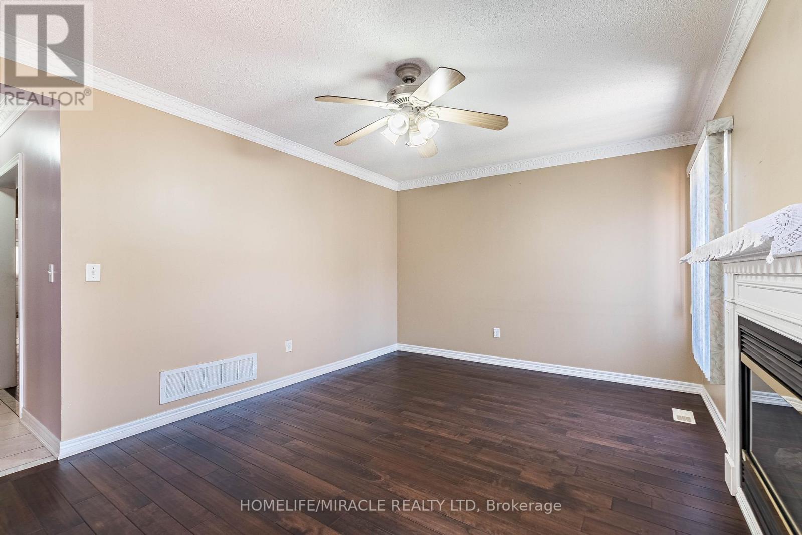 Upper Portion - 62 Long Meadow Road, Brampton, Ontario  L6P 1Z9 - Photo 14 - W13042772