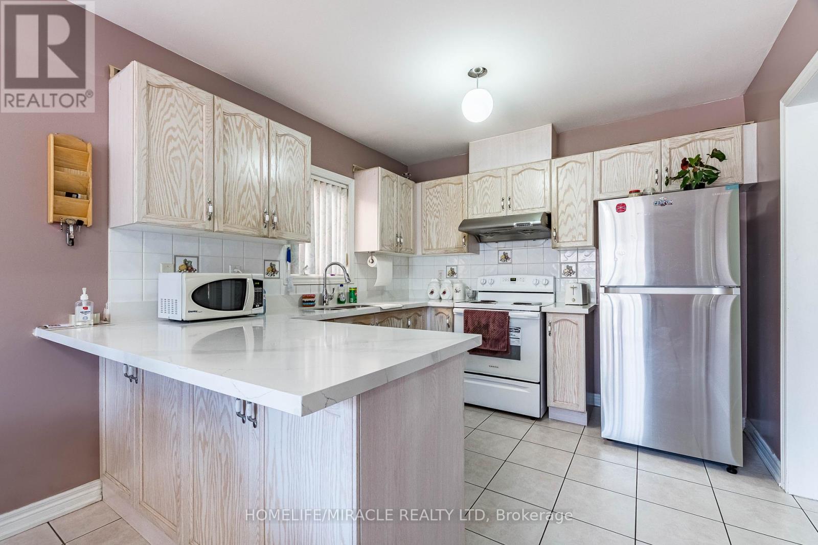 Upper Portion - 62 Long Meadow Road, Brampton, Ontario  L6P 1Z9 - Photo 16 - W13042772