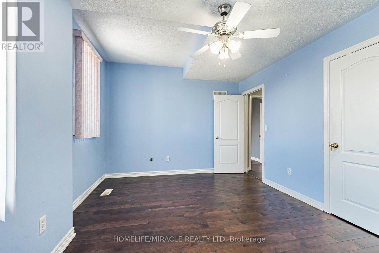 Upper Portion - 62 Long Meadow Road, Brampton, Ontario  L6P 1Z9 - Photo 40 - W13042772