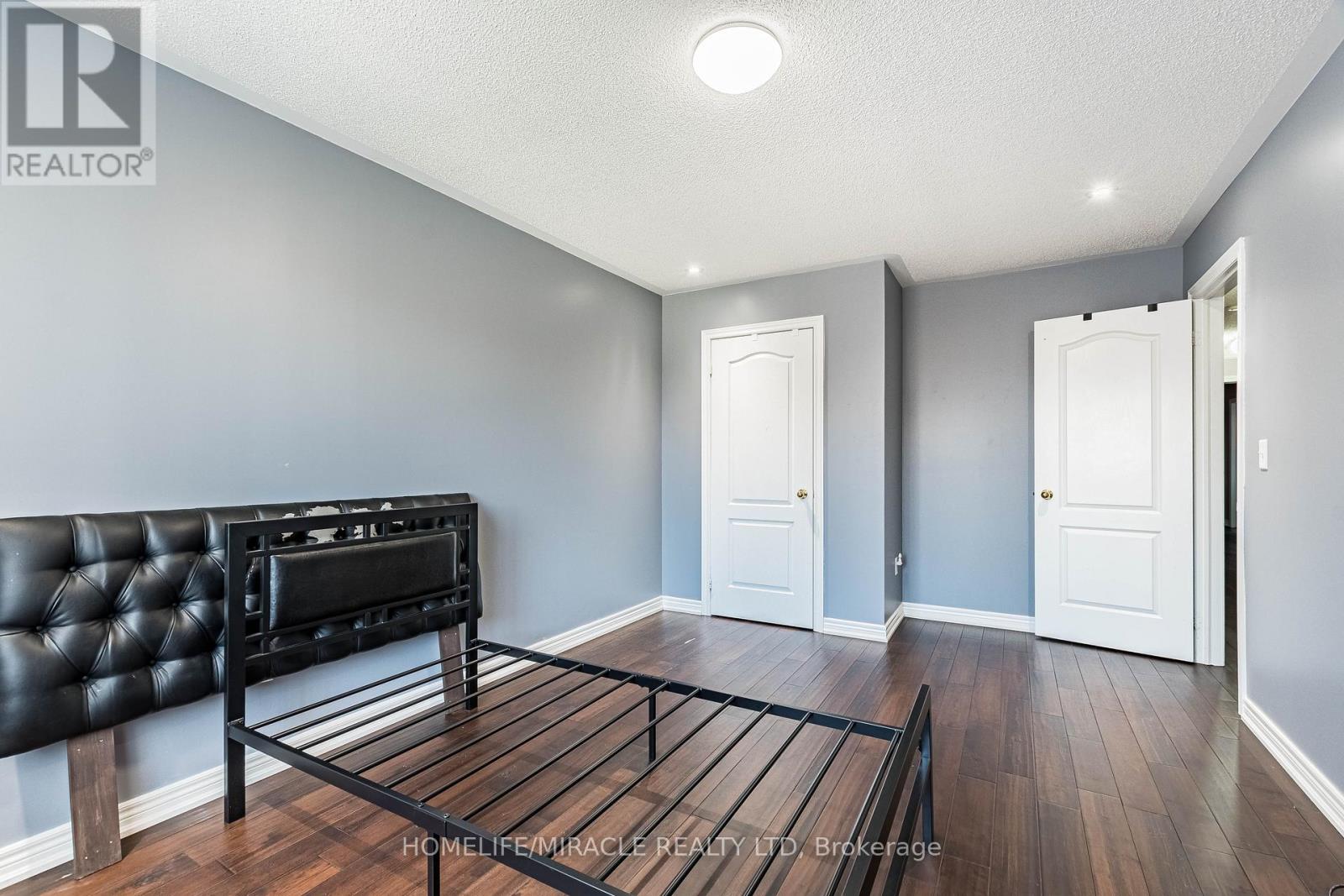 Upper Portion - 62 Long Meadow Road, Brampton, Ontario  L6P 1Z9 - Photo 42 - W13042772