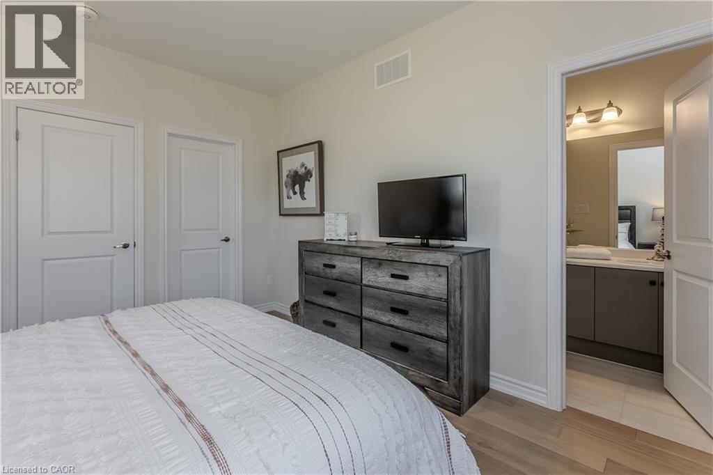 1401 Almonte Drive, Burlington, Ontario  L7P 0V8 - Photo 14 - 40823583