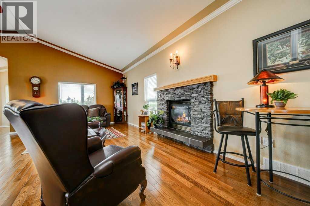 720 Minto Street, Granum, Alberta  T0l 1A0 - Photo 16 - A2301458