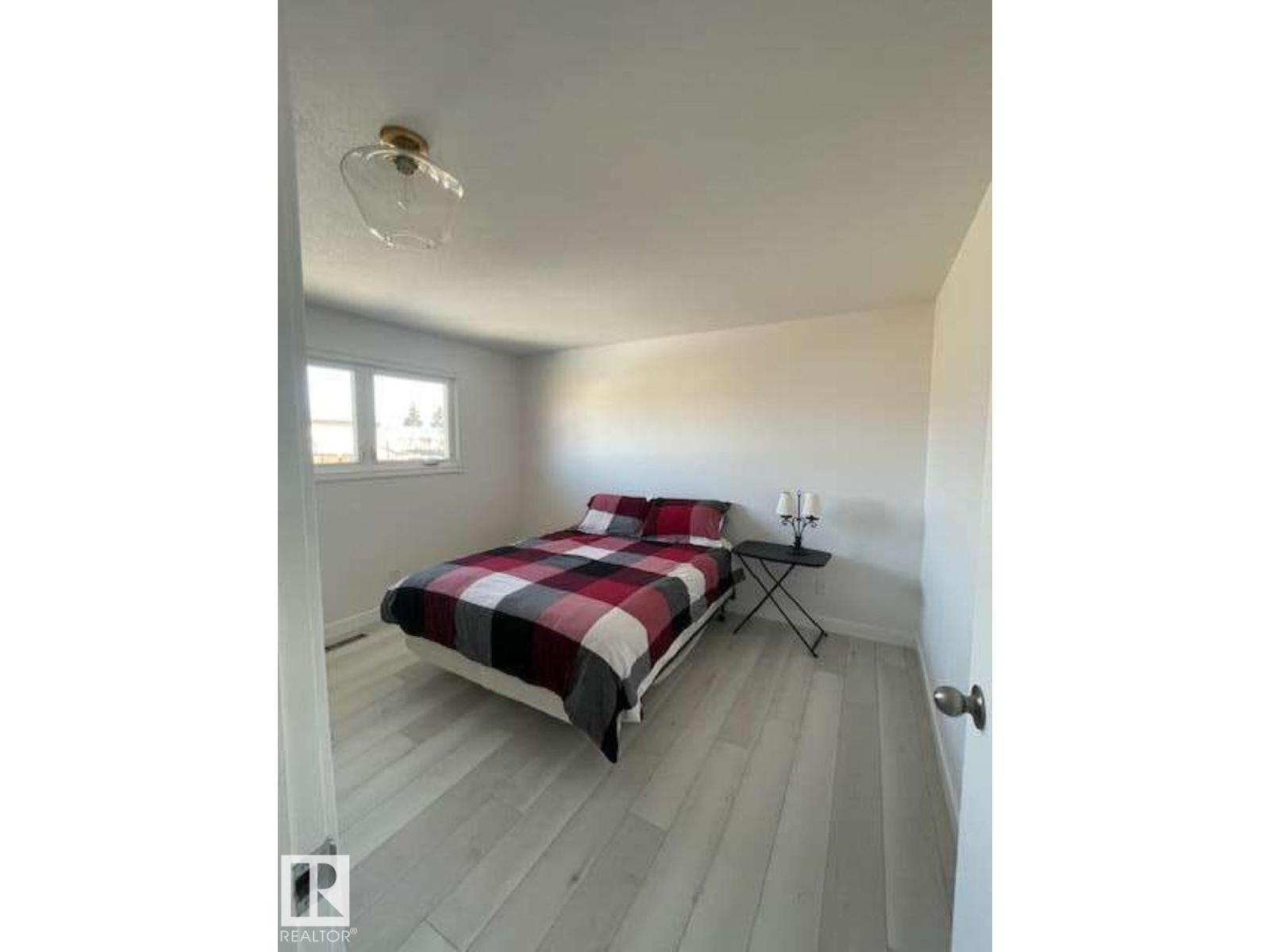 1929 65 St Nw, Edmonton, Alberta  T6L 1M1 - Photo 8 - E4484126