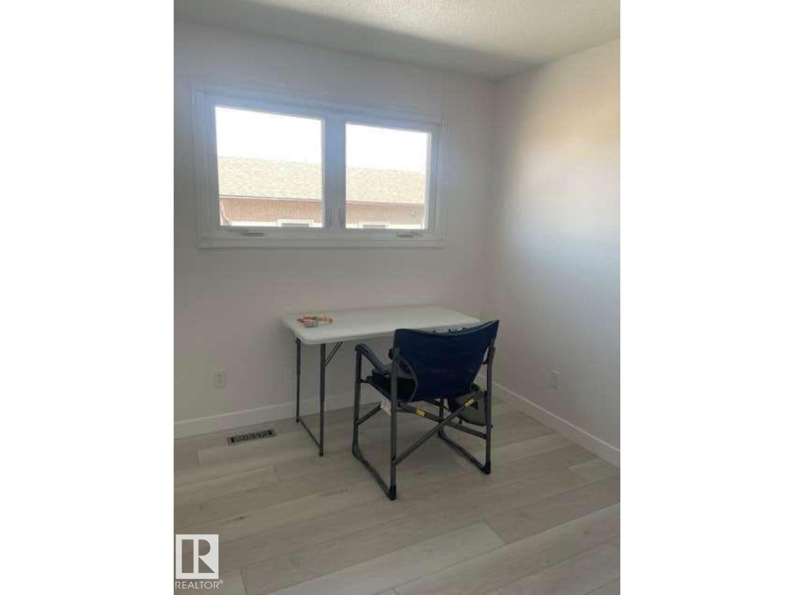 1929 65 St Nw, Edmonton, Alberta  T6L 1M1 - Photo 9 - E4484126