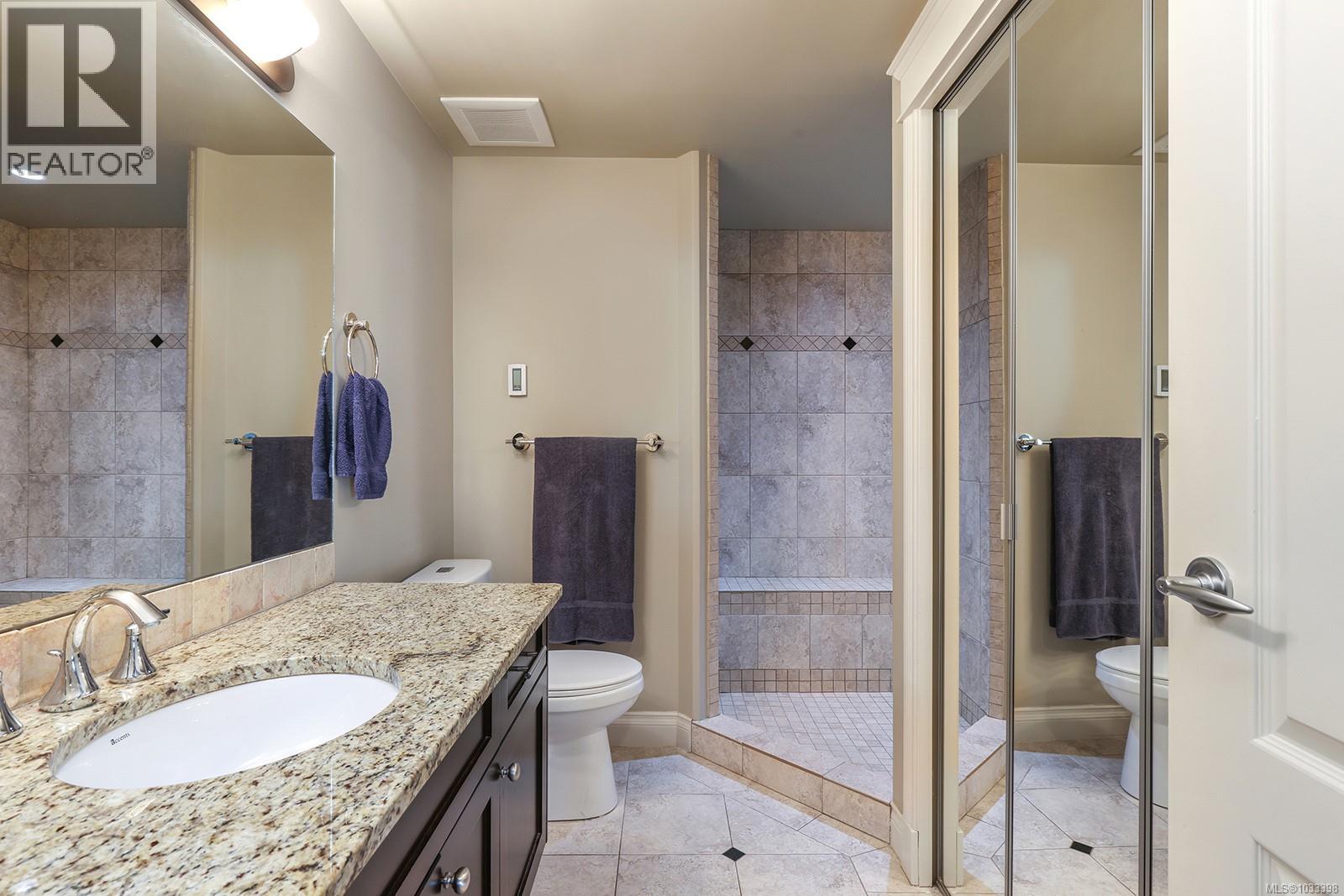 435 3666 Royal Vista Way, Courtenay, British Columbia  V9N 9X8 - Photo 22 - 1033398