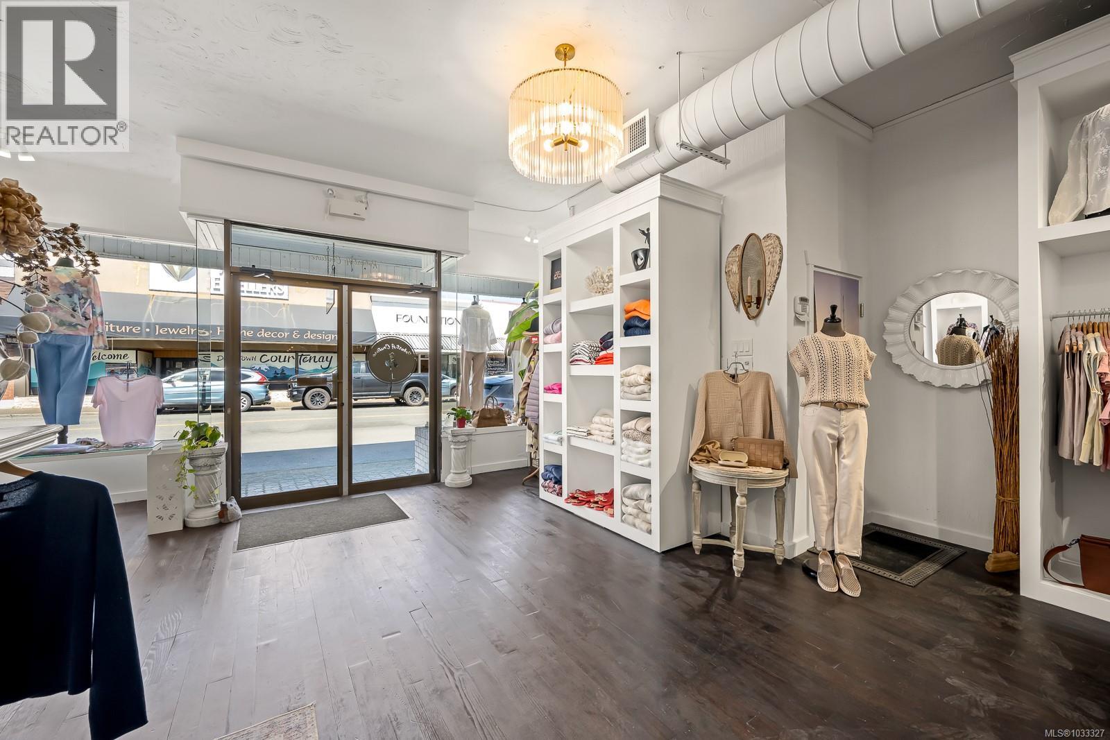 A 274 5th St, Courtenay, British Columbia  V9N 1J6 - Photo 11 - 1033327