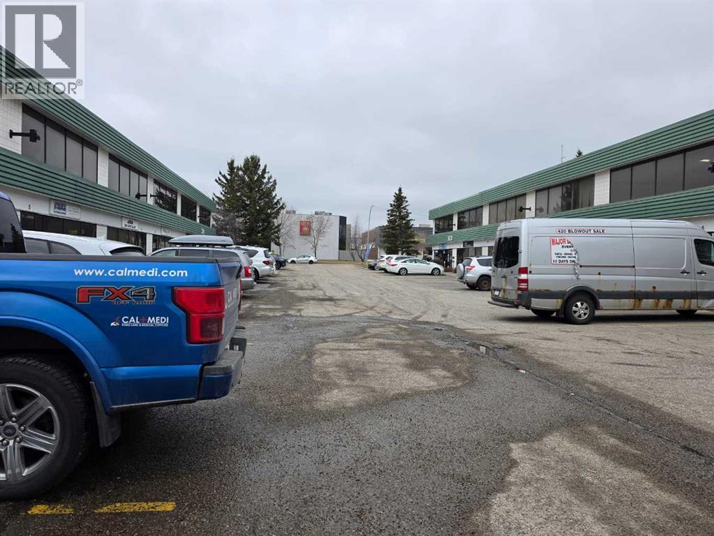 8, 3610 29 Street NE, Calgary, Alberta  T1Y 5Z7 - Photo 6 - A2304666