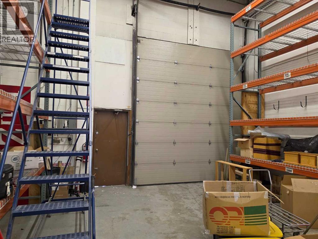 8, 3610 29 Street NE, Calgary, Alberta  T1Y 5Z7 - Photo 5 - A2304666