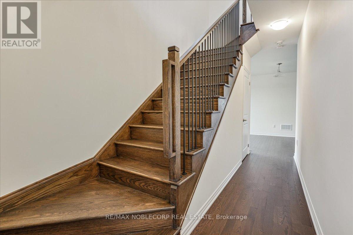 259 Madelaine Drive, Barrie, Ontario  L9J 0P4 - Photo 18 - S13038234