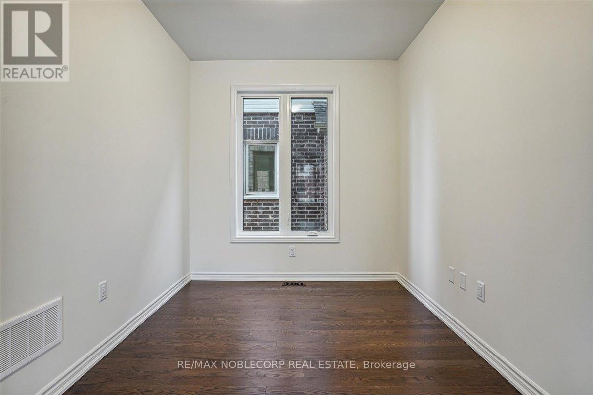 259 Madelaine Drive, Barrie, Ontario  L9J 0P4 - Photo 9 - S13038234