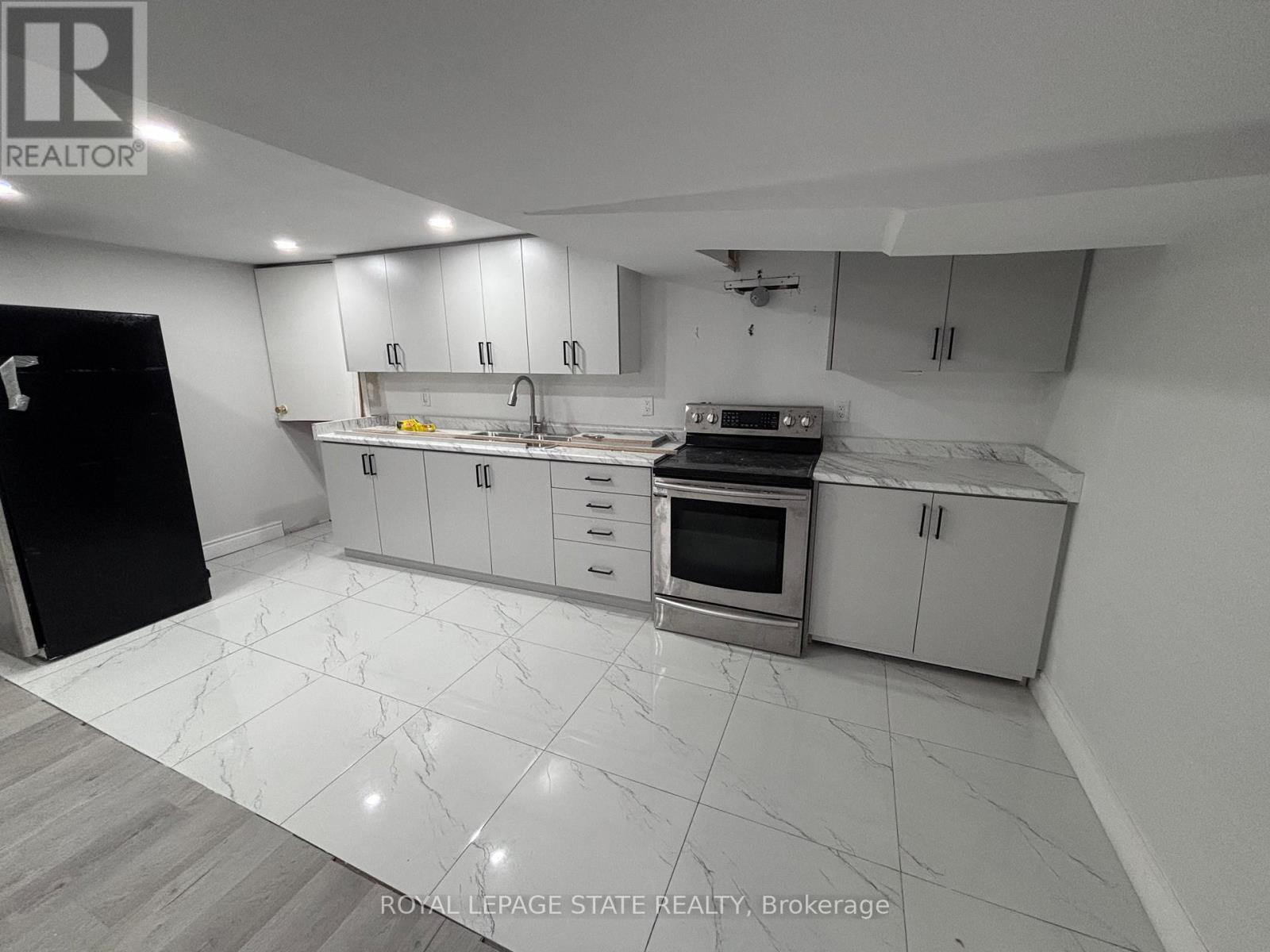 4 Beechwood Court, St. Catharines, Ontario  L2N 3H7 - Photo 21 - X13042694