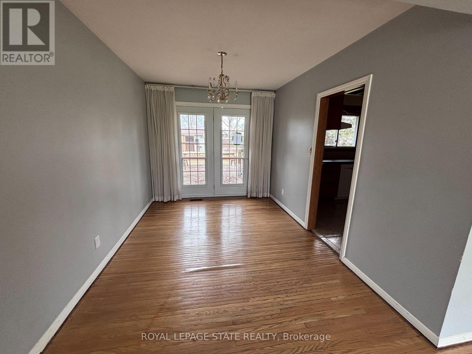 4 Beechwood Court, St. Catharines, Ontario  L2N 3H7 - Photo 7 - X13042694