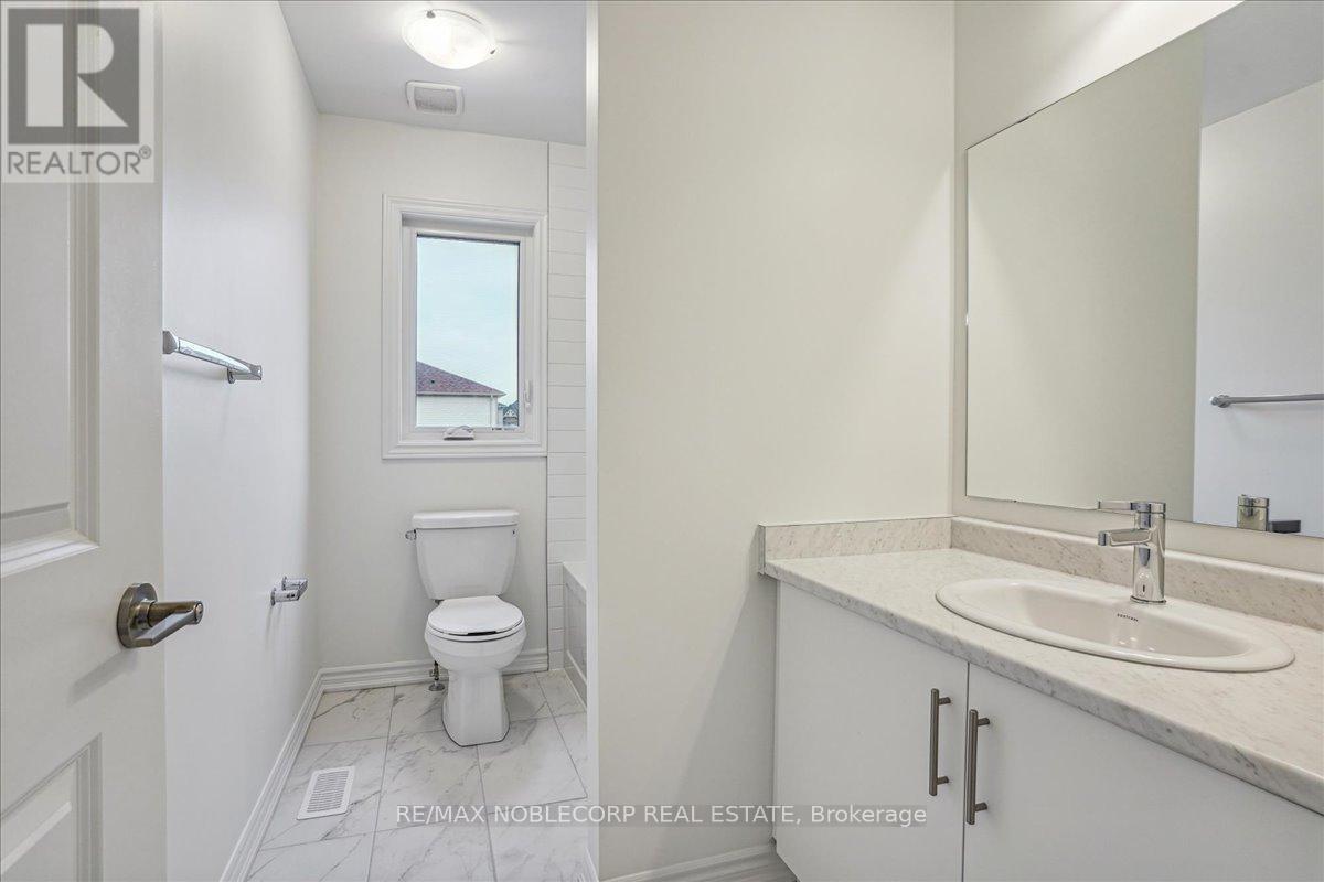 259 Madelaine Drive, Barrie, Ontario  L9J 0P4 - Photo 37 - S13038234