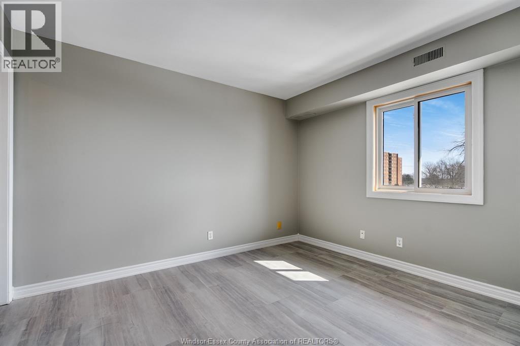 44 Robson Road Unit# 303, Leamington, Ontario  N8H 5E4 - Photo 11 - 26009171