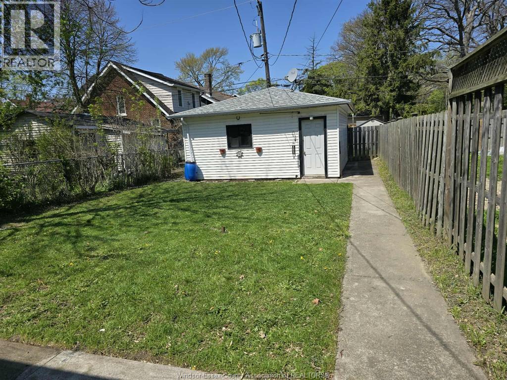 364 Clinton Street, Windsor, Ontario  N8X 1A6 - Photo 27 - 26009145