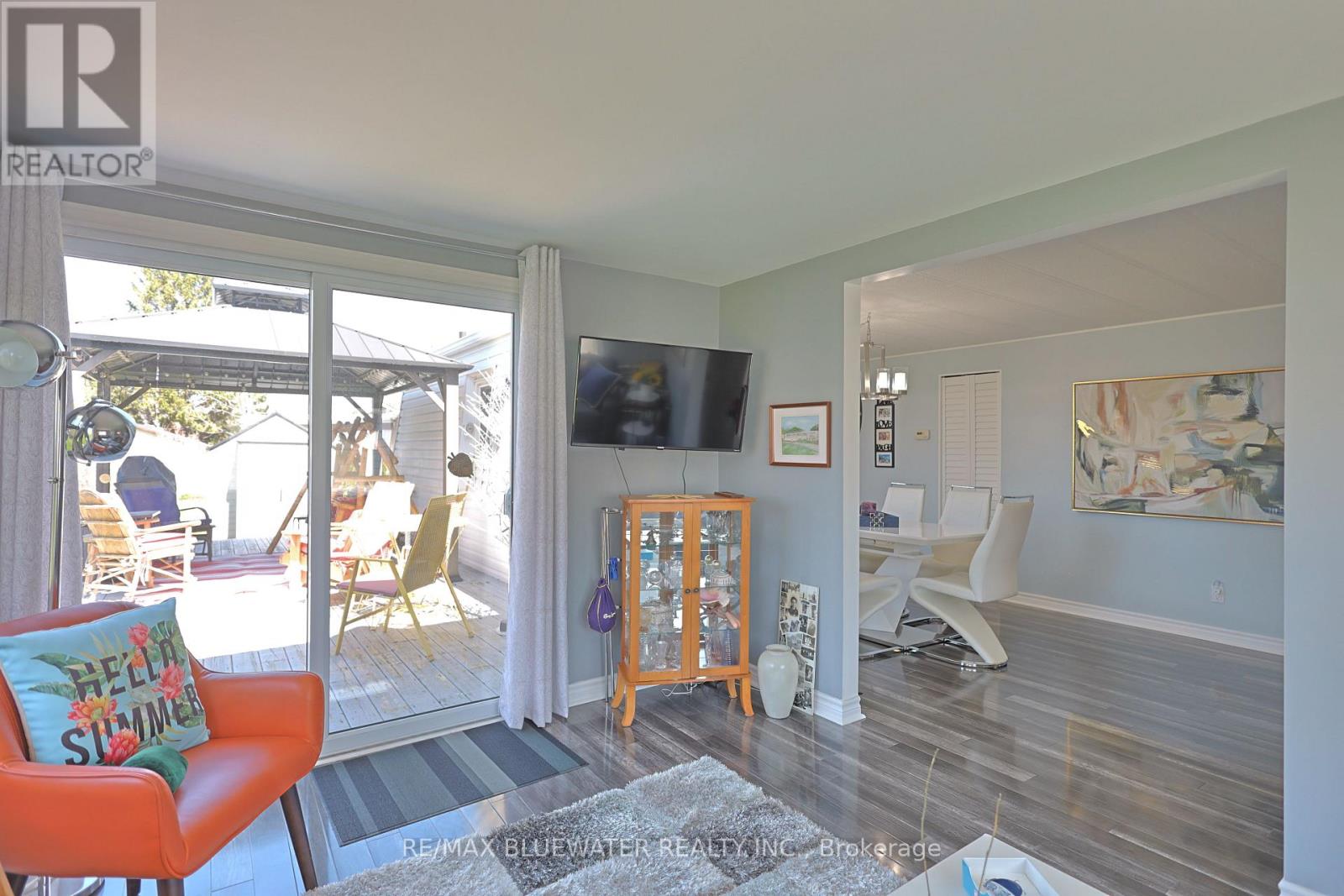 82 Dunes Drive, South Huron, Ontario  N0M 1T0 - Photo 4 - X13028738