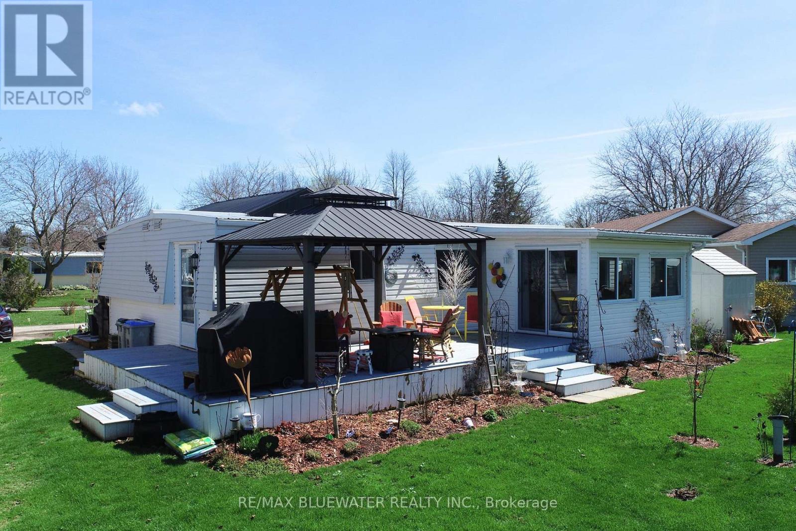 82 Dunes Drive, South Huron, Ontario  N0M 1T0 - Photo 5 - X13028738