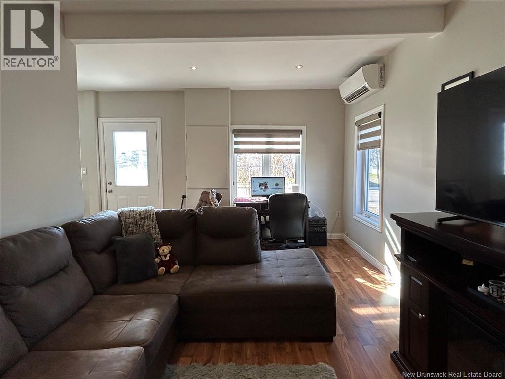 58 Acadie Street, Richibucto, New Brunswick  E4W 3V7 - Photo 10 - NB137922