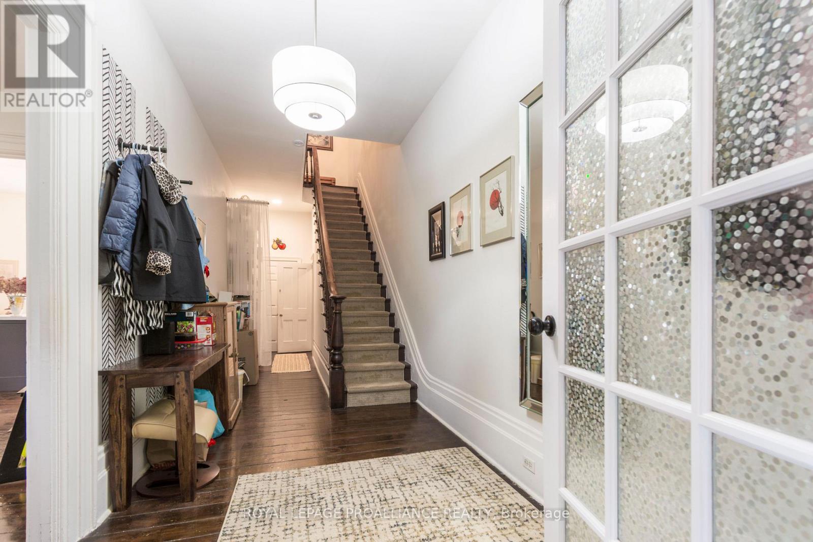 5 - 233 John Street, Belleville, Ontario  K8N 3G2 - Photo 5 - X13042814