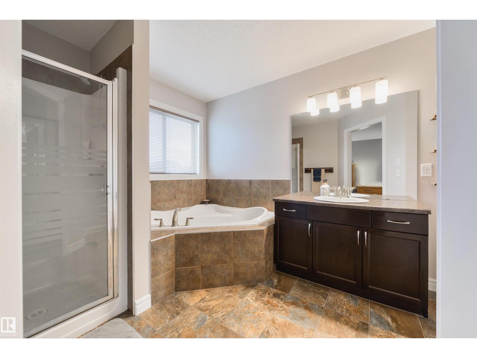 49 Spruce Village Dr E, Spruce Grove, Alberta  T7X 0H1 - Photo 29 - E4484079