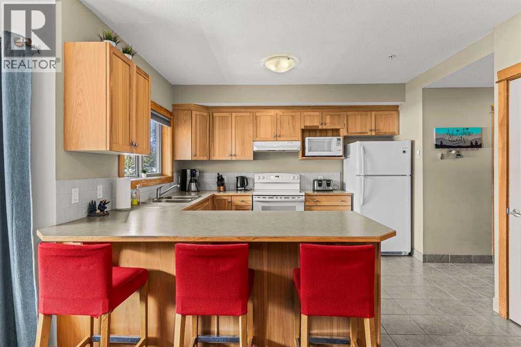 300, 1140 Railway Avenue, Canmore, Alberta  T1W 1P4 - Photo 5 - A2299405