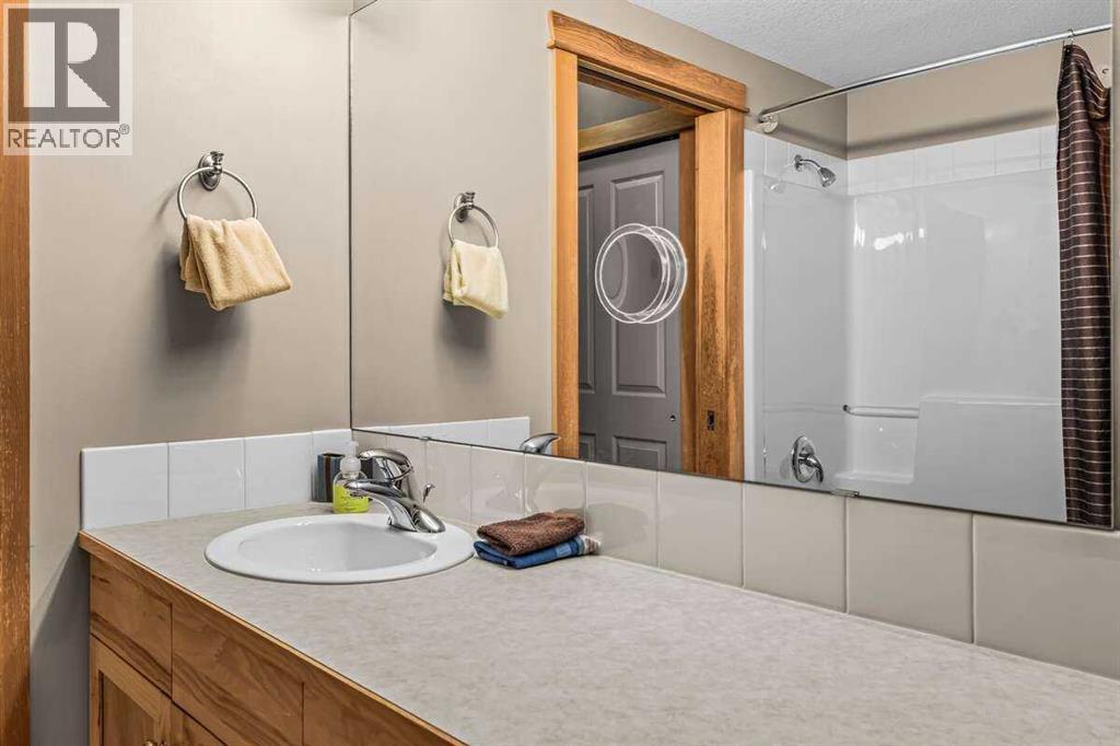 300, 1140 Railway Avenue, Canmore, Alberta  T1W 1P4 - Photo 41 - A2299405